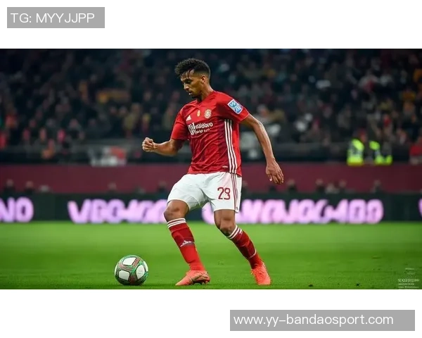 英超年度最佳阵容揭晓曼城新三叉戟携手B费赖斯与范戴克共襄盛举