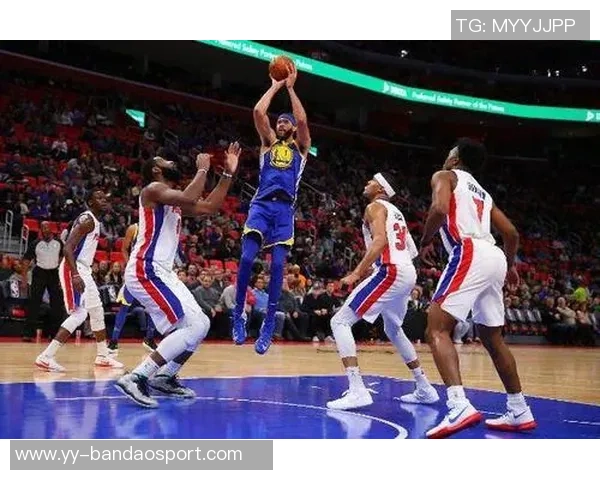 篮板之王庄神16分钟内高效表现12分13篮板8前场板助力球队胜利