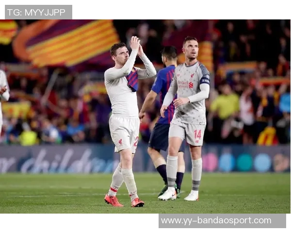 希罗表现平平15投仅中7罚球全中却正负值惨淡25球队失利成焦点 希罗表现平平15投仅中7罚球全中却正负值惨淡25球队失利成焦点