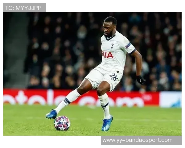 本菲卡瞄准格雷罗欲引进新左后卫加强阵容 本菲卡瞄准格雷罗欲引进新左后卫加强阵容